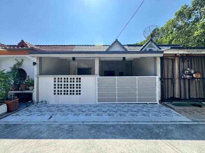 AD-04 : หมู่บ้านสุขใจวิลล่า (ดอนหัวฬ่อ-พานทอง)